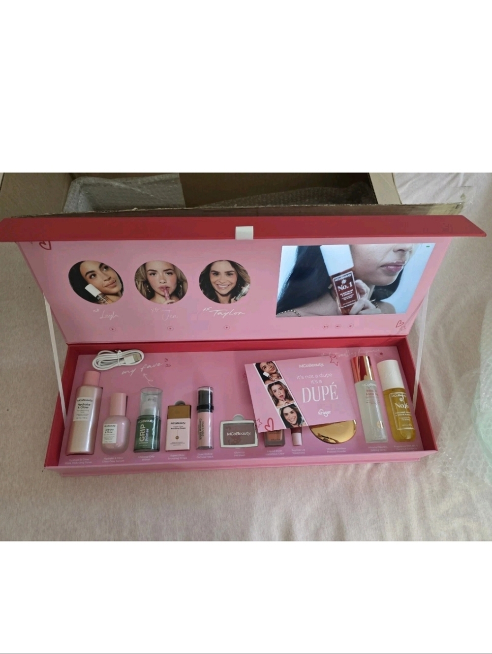 MCO BEAUTY makeup Essential Set 11pc NEW (Read Description)